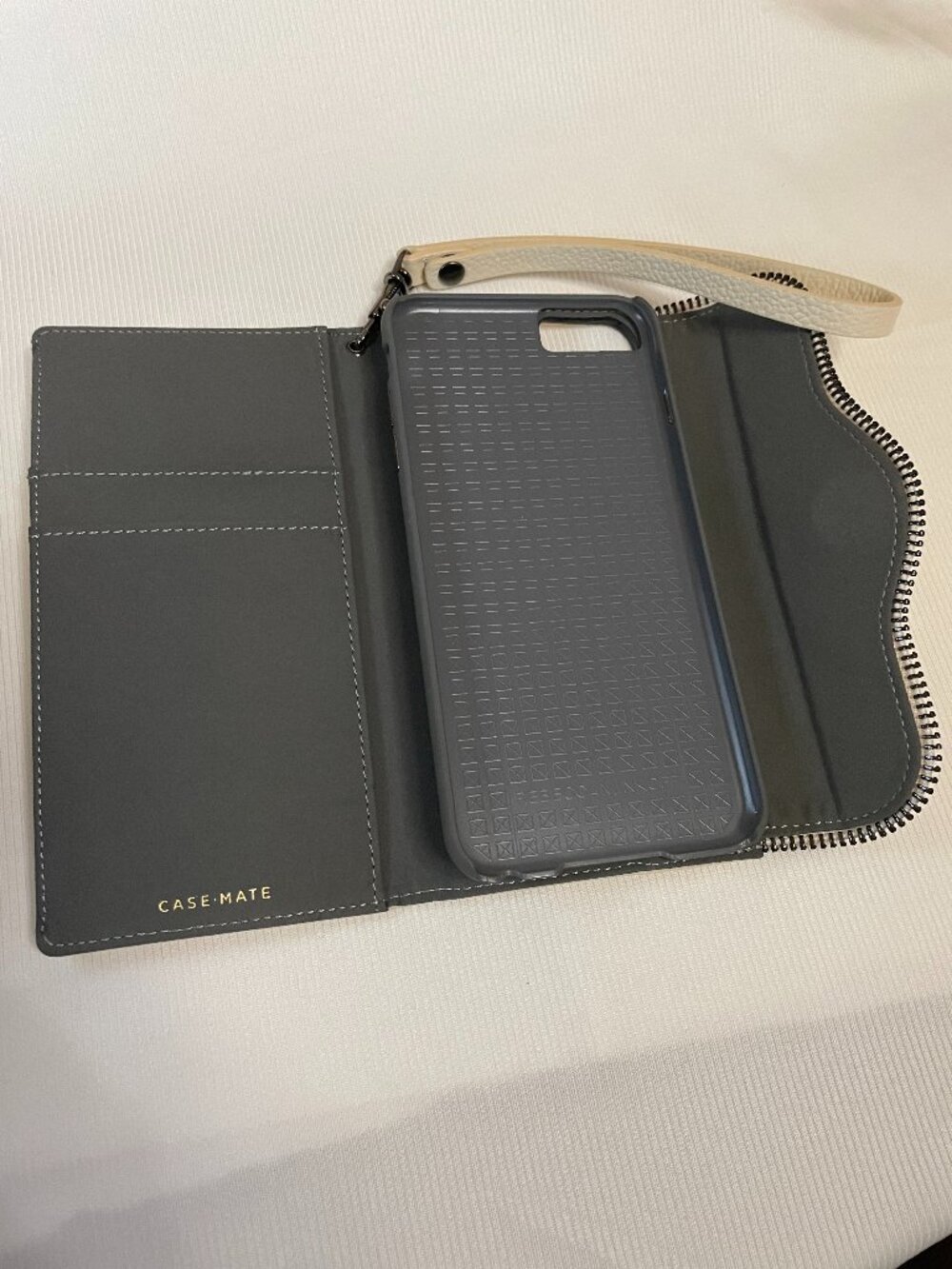 Rebecca Minkoff leather wristlet cell phone case - Picture 3 of 9